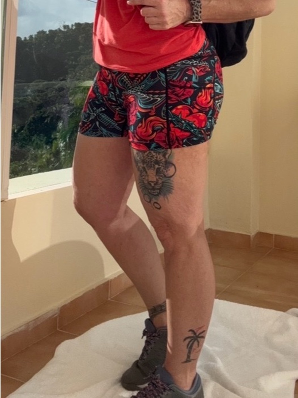 CVG Women's vintage Tatoo 2,5’’ shorts . With pockets